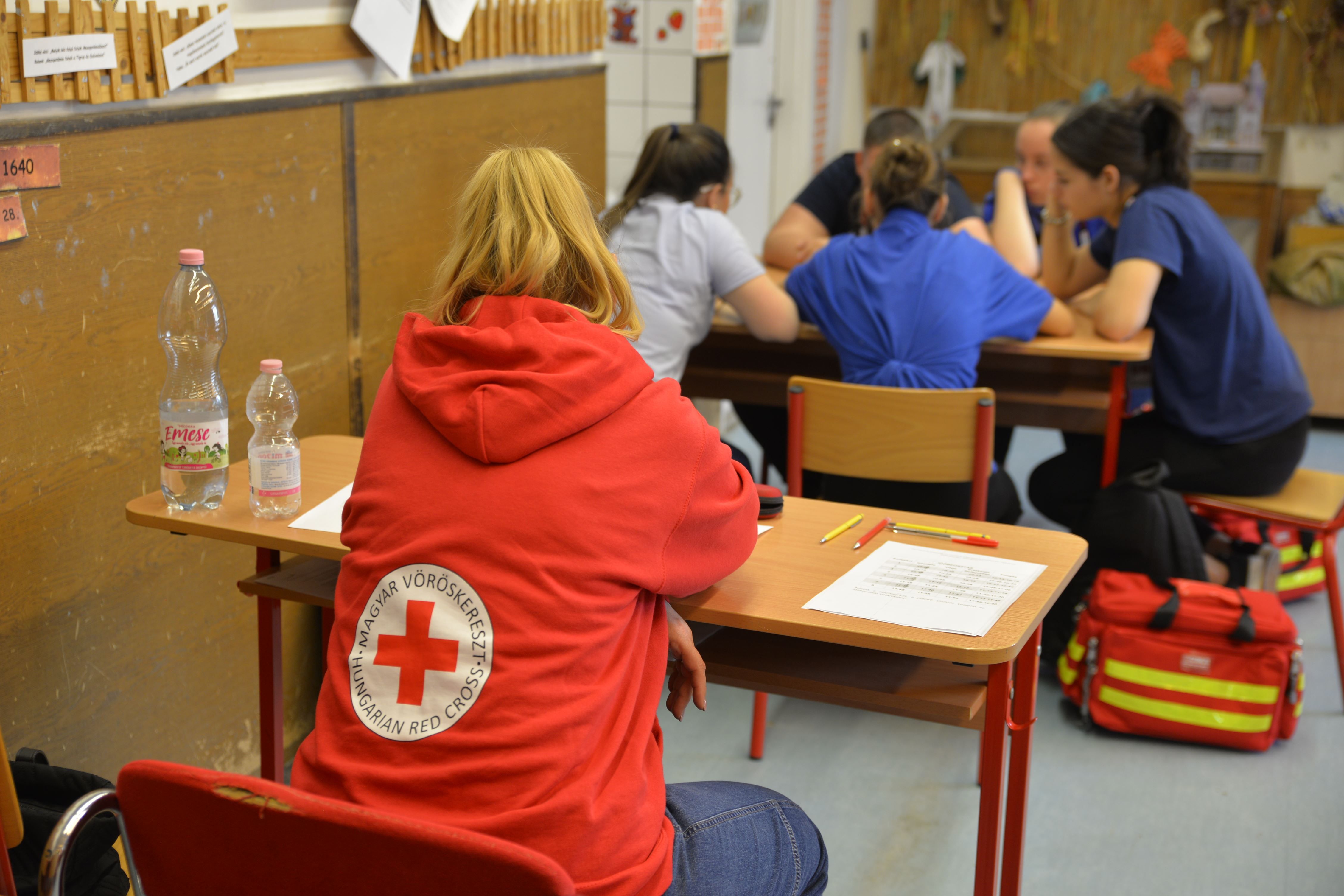 Helfer des Roten Kreuzes im Einsatz